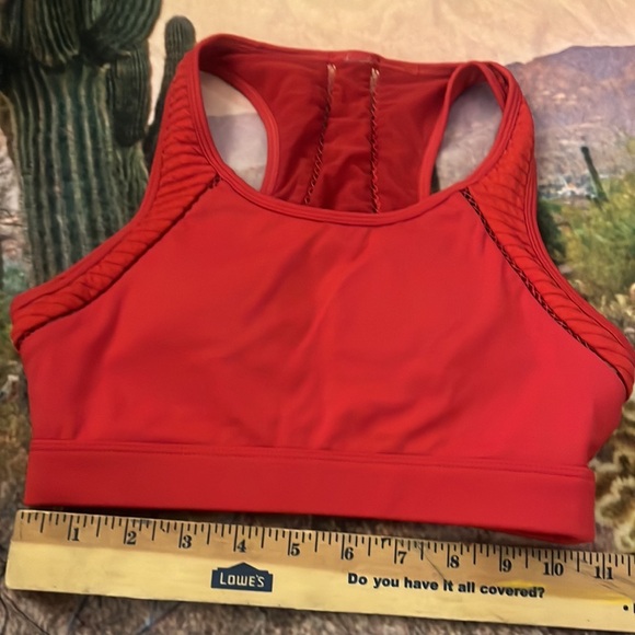 Fabletics Red Sports Bra 🌵 - Picture 3 of 7